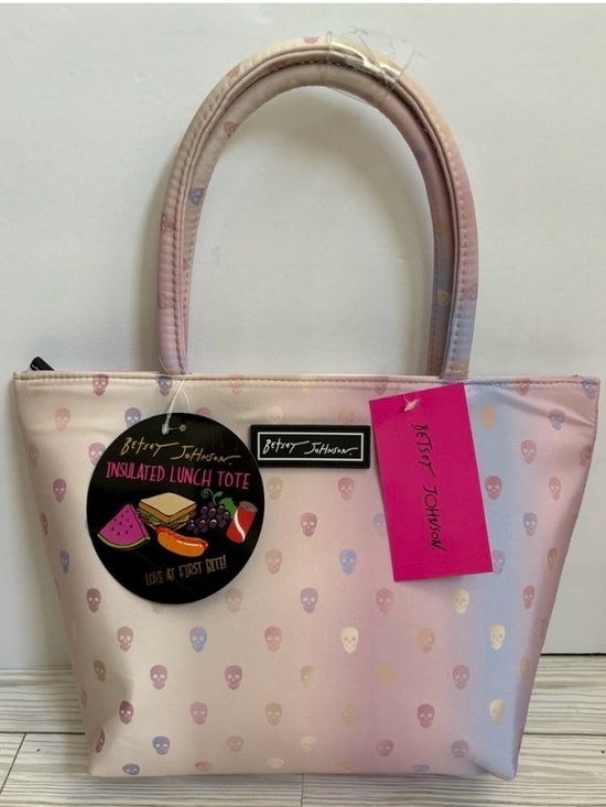 Betsey Johnson Handbags - NWT Betsey Johnson Pastel Multicolor Ombré Skull Insulated Lunch Tote